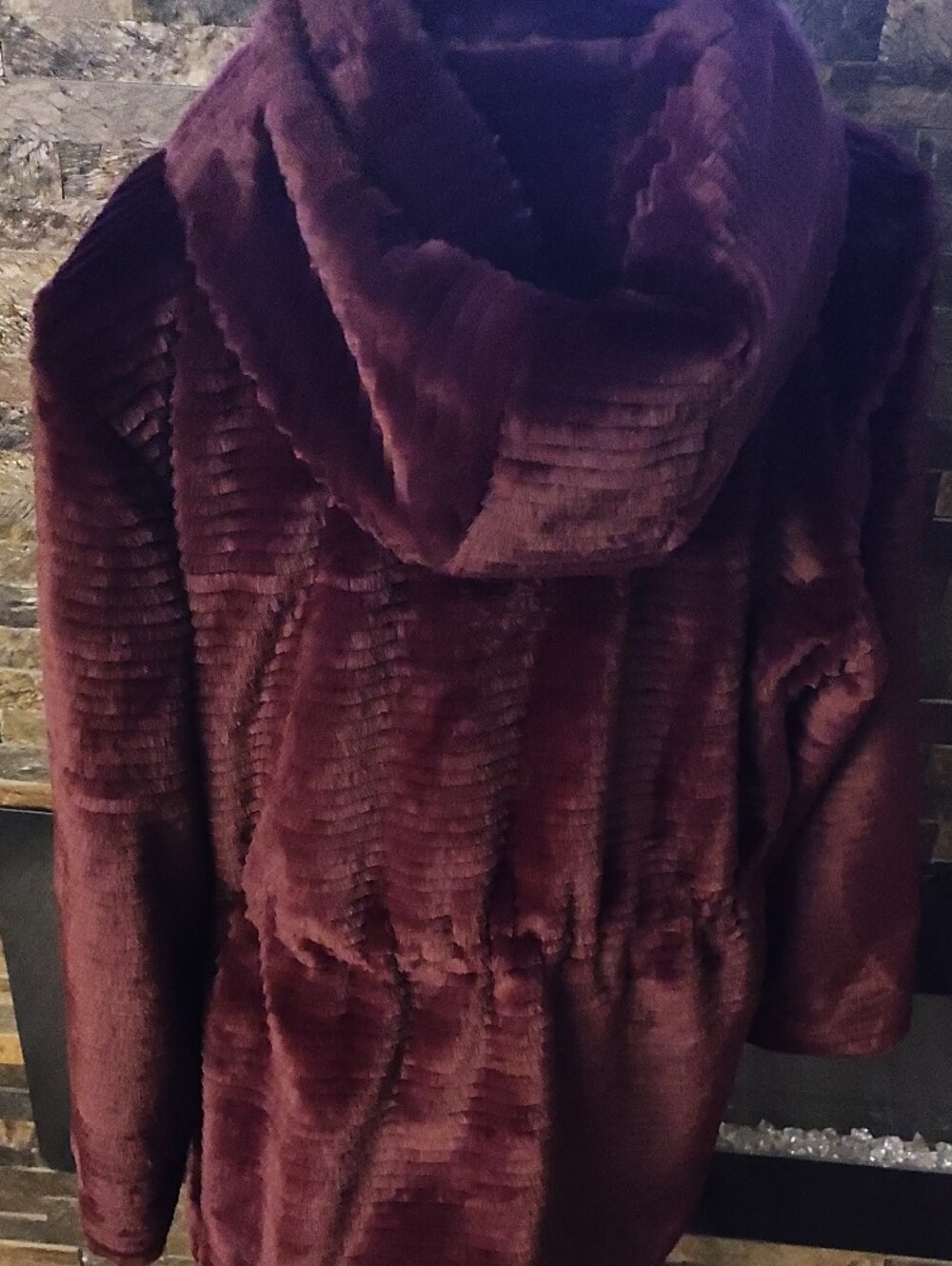 Dennis Basso Women's Plush Soft Faux Fur Deep Burgundy Coat Size XL Petite - Picture 4 of 14